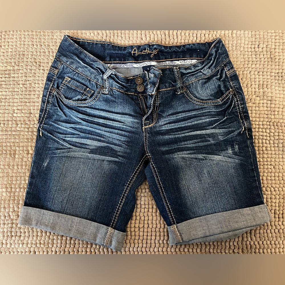 Amethyst Bermuda Shorts